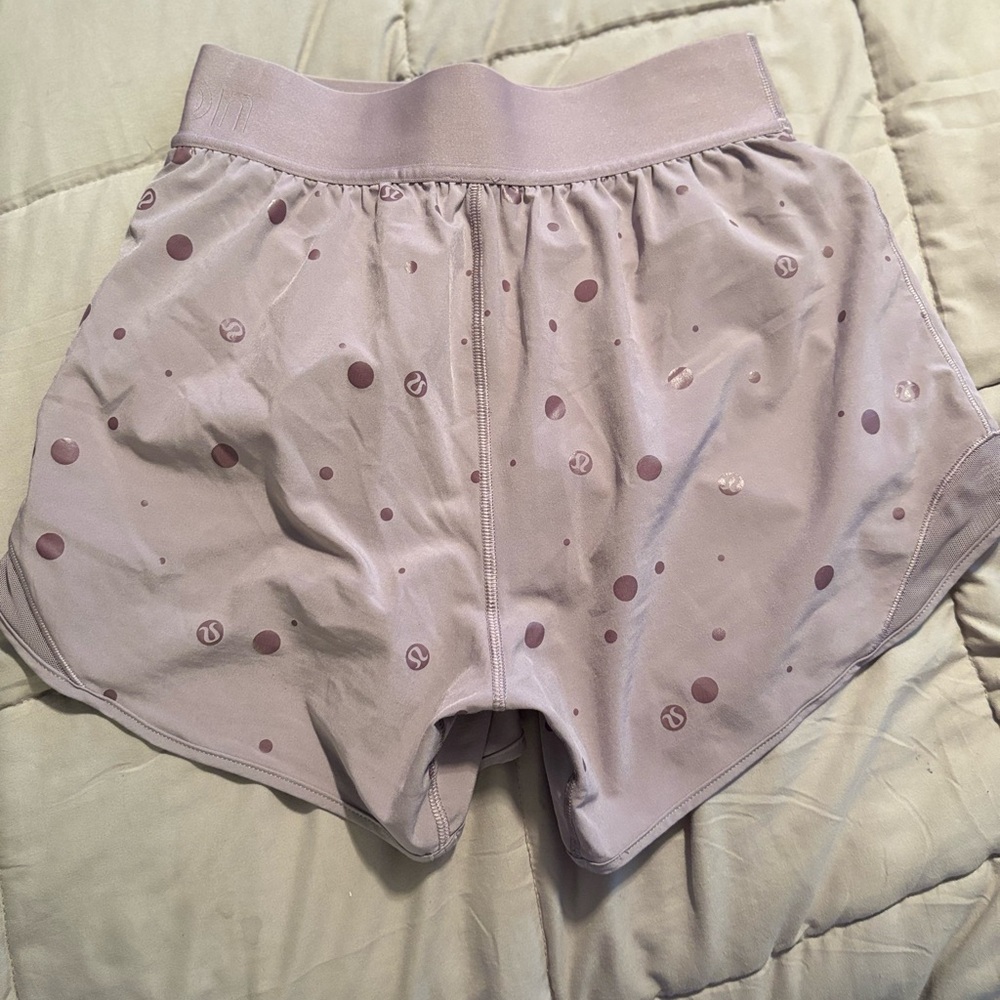 Lululemon Hotty hot shorts
